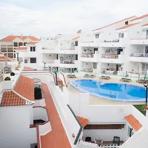 Diamantes Heated Pool Apartment Los Cristianos (Tenerife)