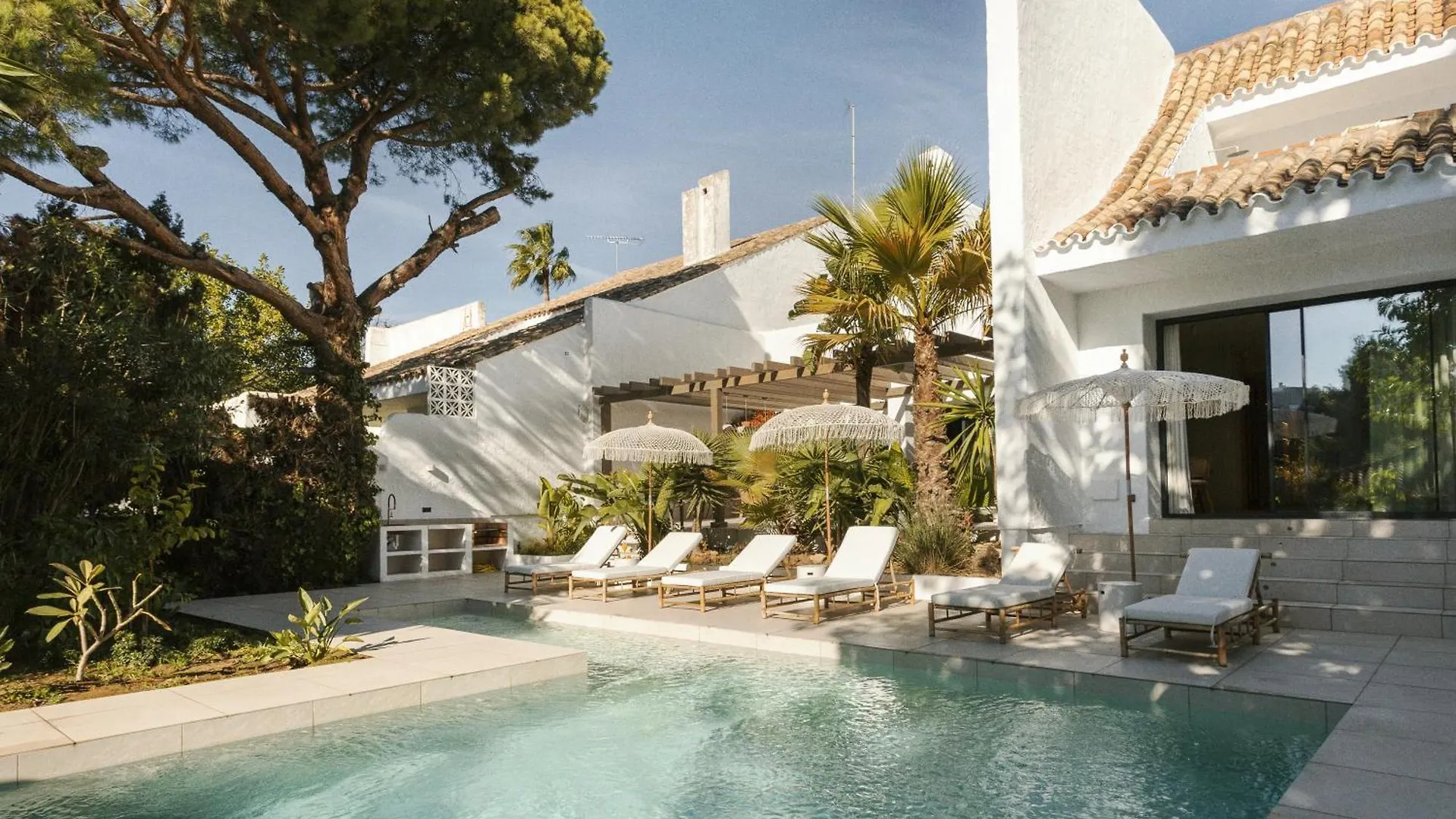 Anfitrion Villas & Suites Marbella 0*,  Espanha
